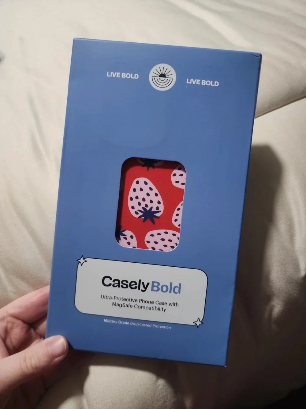 Casely iphone 16 pro max strawberry case